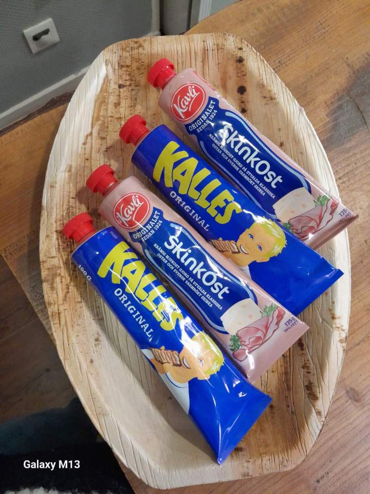 aef824d3 c614 4c82 8b31 9a654a256534